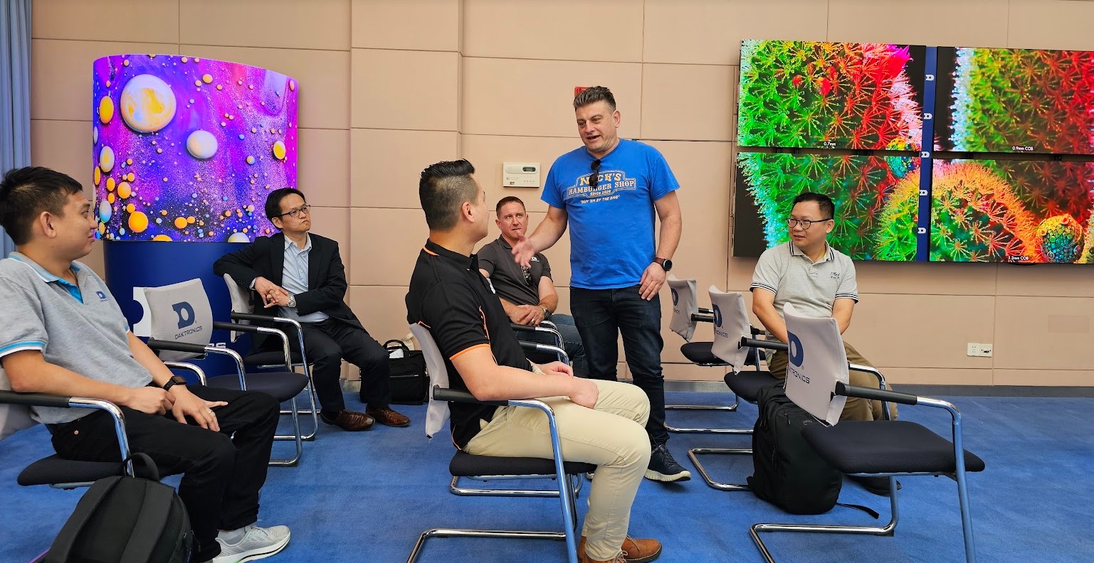 chuyen-gia-daktronics-dao-tao