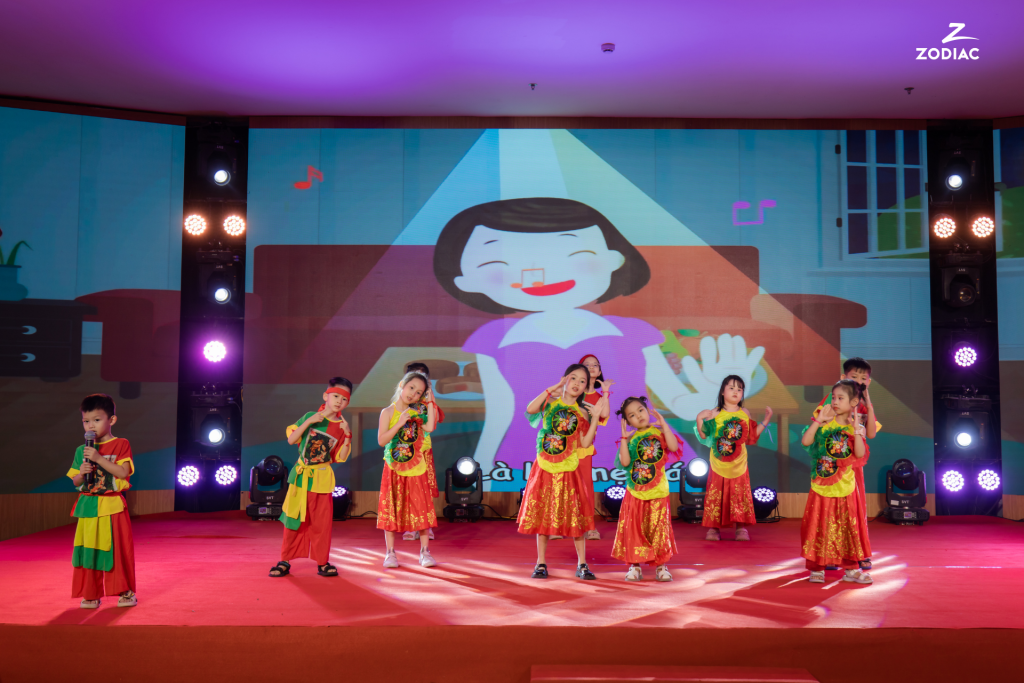 van-nghe-cac-be-trung-thu-2025