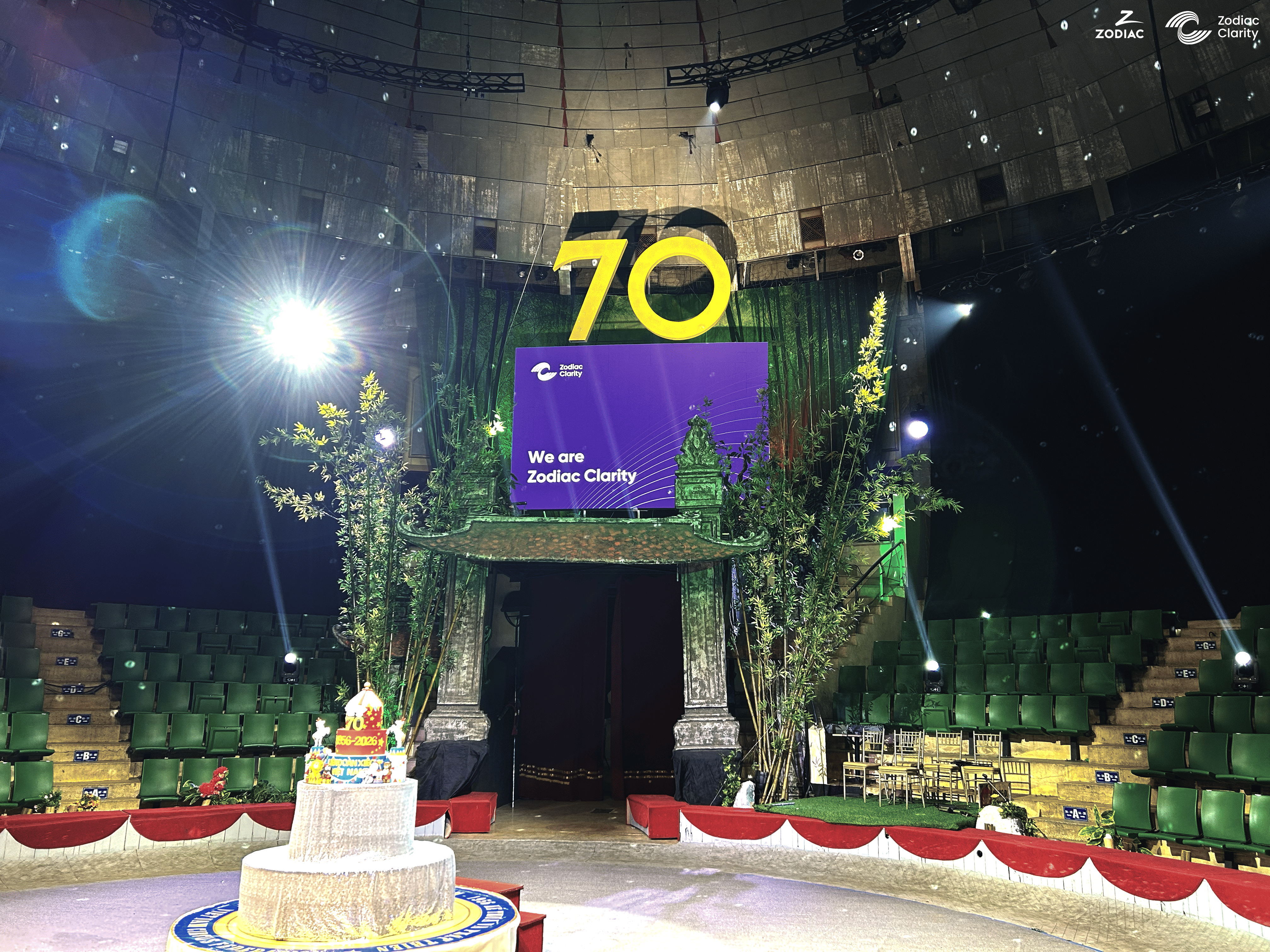 rap-xiec-trung-uong-man-hinh-led-dahua